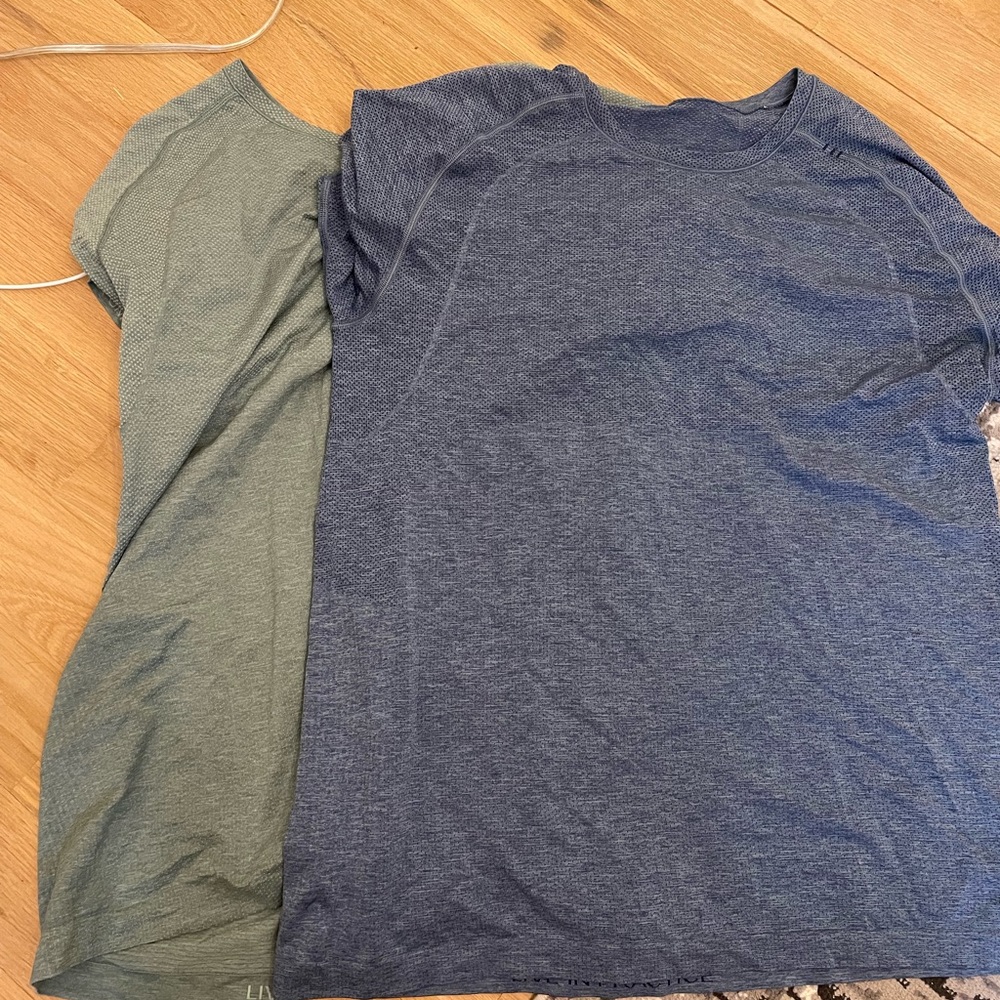 Two lululemon medium metal vent tech tees - blue & green